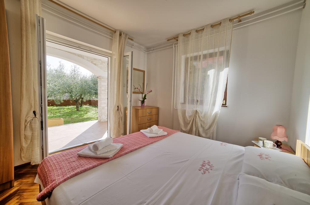 Apartments Mirella Novigrad Istria Dış mekan fotoğraf